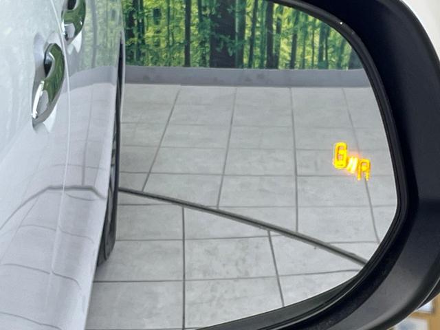 アルファードハイブリッド Ｚ　左右独立ムーンルーフ　両側電動スライドドア　純正１４インチディスプレイオーディオ　全周囲カメラ　衝突軽減装置　ＬＥＤヘッドライト　ＥＴＣ　Ｂｌｕｅｔｏｏｔｈ再生　フルセグ　ドライブレ（50枚目）