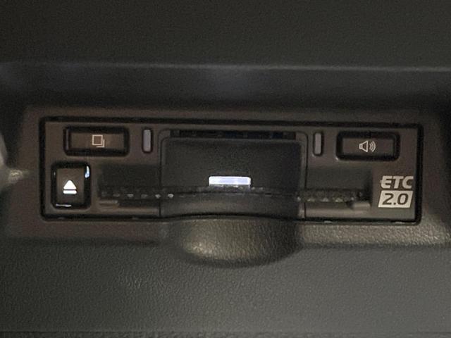 アルファードハイブリッド Ｚ　左右独立ムーンルーフ　両側電動スライドドア　純正１４インチディスプレイオーディオ　全周囲カメラ　衝突軽減装置　ＬＥＤヘッドライト　ＥＴＣ　Ｂｌｕｅｔｏｏｔｈ再生　フルセグ　ドライブレ（53枚目）