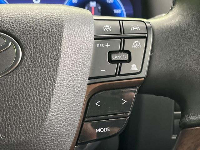 アルファードハイブリッド Ｚ　左右独立ムーンルーフ　両側電動スライドドア　純正１４インチディスプレイオーディオ　全周囲カメラ　衝突軽減装置　ＬＥＤヘッドライト　ＥＴＣ　Ｂｌｕｅｔｏｏｔｈ再生　フルセグ　ドライブレ（60枚目）