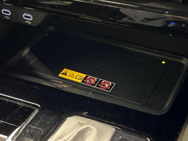 アルファードハイブリッド Ｚ　左右独立ムーンルーフ　両側電動スライドドア　純正１４インチディスプレイオーディオ　全周囲カメラ　衝突軽減装置　ＬＥＤヘッドライト　ＥＴＣ　Ｂｌｕｅｔｏｏｔｈ再生　フルセグ　ドライブレ（67枚目）