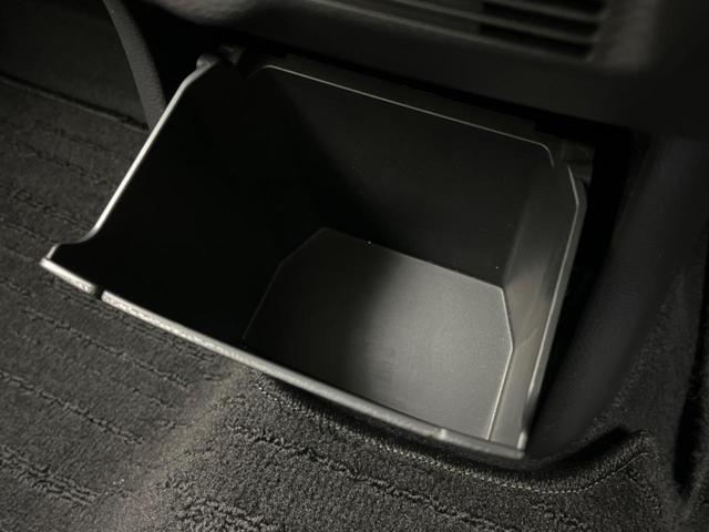 デイズ Ｘ　純正ＳＤナビ　バックカメラ　禁煙車　ＥＴＣ　Ｂｌｕｅｔｏｏｔｈ再生　フルセグ　スマートキー　クリアランスソナー　オートライト　オートエアコン　　アイドリングストップ　電動格納ミラー（42枚目）