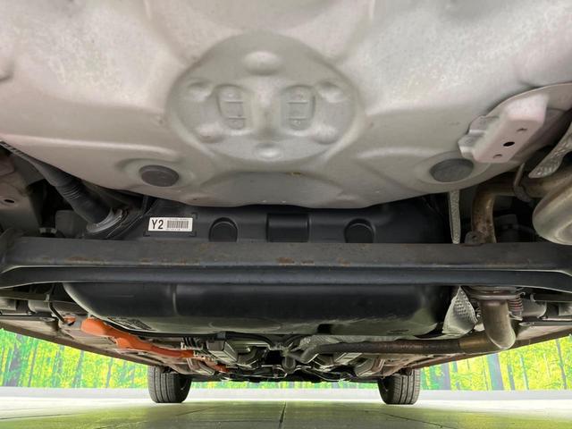 アクア Ｓ　純正ＳＤナビ　バックカメラ　衝突警報装置　禁煙車　レーンキープ　スマートキー　オートハイビーム　オートエアコン　オートライト　純正１５インチＡＷ　Ｂｌｕｅｔｏｏｔｈ再生　フルセグ　ＣＤ／ＤＶＤ再生（19枚目）