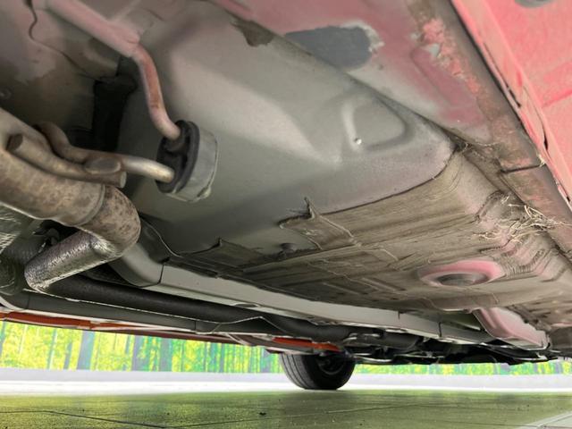 アクア Ｓ　純正ＳＤナビ　バックカメラ　衝突警報装置　禁煙車　レーンキープ　スマートキー　オートハイビーム　オートエアコン　オートライト　純正１５インチＡＷ　Ｂｌｕｅｔｏｏｔｈ再生　フルセグ　ＣＤ／ＤＶＤ再生（30枚目）