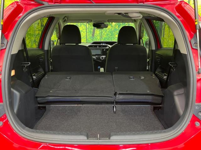 アクア Ｓ　純正ＳＤナビ　バックカメラ　衝突警報装置　禁煙車　レーンキープ　スマートキー　オートハイビーム　オートエアコン　オートライト　純正１５インチＡＷ　Ｂｌｕｅｔｏｏｔｈ再生　フルセグ　ＣＤ／ＤＶＤ再生（34枚目）