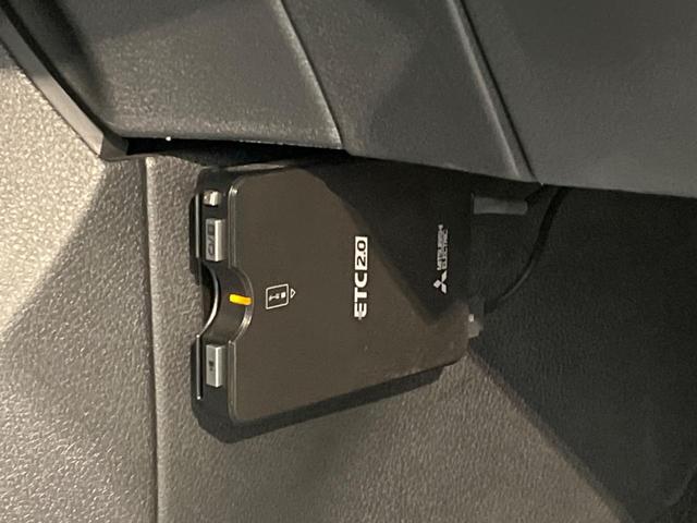 ノート Ｘ　ディスプレイオーディオ　バックカメラ　衝突軽減　禁煙車　ドラレコ　コーナーセンサー　スマートキー　ＬＥＤヘッド　ＥＴＣ　オートハイビーム　車線逸脱警報　オートライト　オートエアコン　Ｂｌｕｅｔｏｏｔｈ（6枚目）