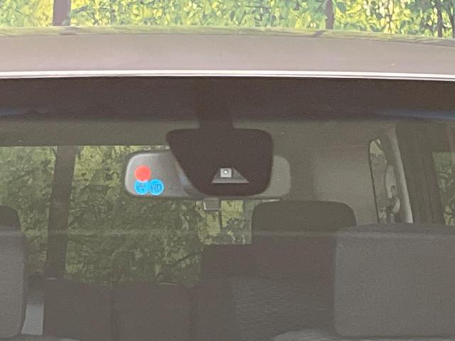 セレナ ２０Ｘ　Ｓ－ハイブリッド　両側電動スライドドア　衝突軽減　禁煙車　純正ナビ　バックカメラ　ＥＴＣ　Ｂｌｕｅｔｏｏｔｈ　クルーズコントロール　フルセグＴＶ（4枚目）