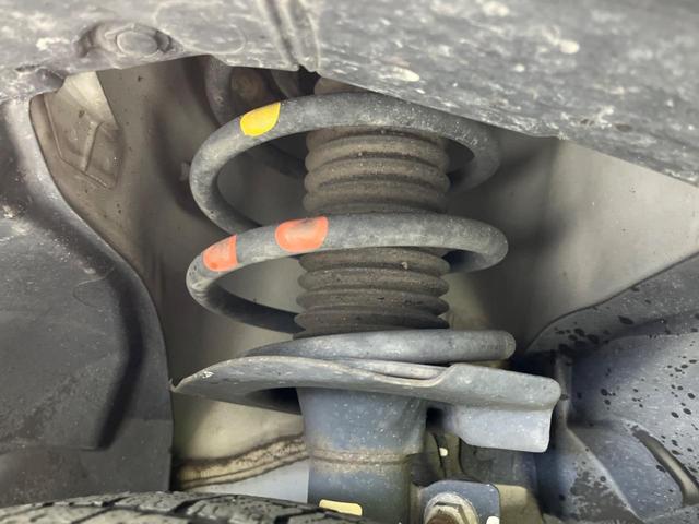 セレナ ２０Ｘ　Ｓ－ハイブリッド　両側電動スライドドア　衝突軽減　禁煙車　純正ナビ　バックカメラ　ＥＴＣ　Ｂｌｕｅｔｏｏｔｈ　クルーズコントロール　フルセグＴＶ（22枚目）