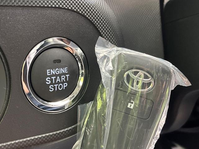 ライズ Ｘ　登録済未使用車　衝突警報装置　禁煙車　コーナーセンサー　レーンキープ　オートハイビーム　スマートキー　アイドリングストップ　プライバシーガラス　ドアバイザー　ステアリングスイッチ（4枚目）