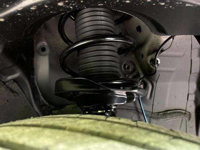 ライズ Ｘ　登録済未使用車　衝突警報装置　禁煙車　コーナーセンサー　レーンキープ　オートハイビーム　スマートキー　アイドリングストップ　プライバシーガラス　ドアバイザー　ステアリングスイッチ（20枚目）