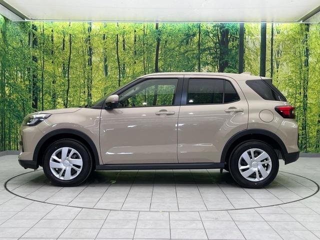 ライズ Ｘ　登録済未使用車　衝突警報装置　禁煙車　コーナーセンサー　レーンキープ　オートハイビーム　スマートキー　アイドリングストップ　プライバシーガラス　ドアバイザー　ステアリングスイッチ（26枚目）