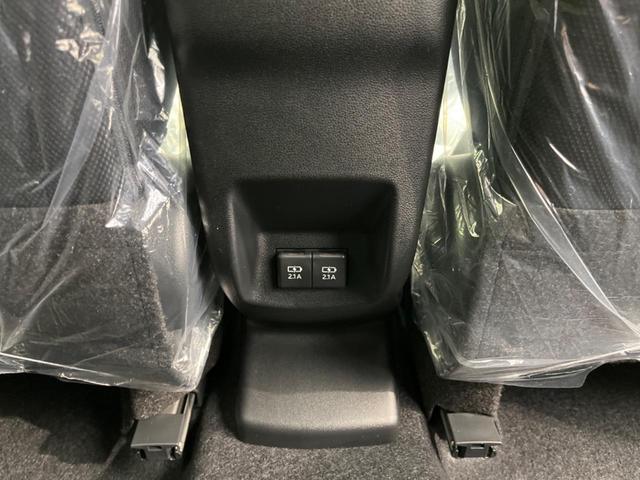 ライズ Ｘ　登録済未使用車　衝突警報装置　禁煙車　コーナーセンサー　レーンキープ　オートハイビーム　スマートキー　アイドリングストップ　プライバシーガラス　ドアバイザー　ステアリングスイッチ（40枚目）