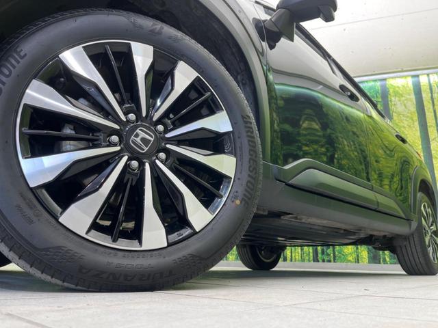 �y�����P�V�C���`�A���~�z�C�[���z�O�ςɃ}�b�`���������A���~�z�C�[���𑕒����Ă���܂��B�e��ЊO�A���~�z�C�[����A�X�^�b�h���X�^�C�����戵�����Ă���܂��B���񂲑��k����������