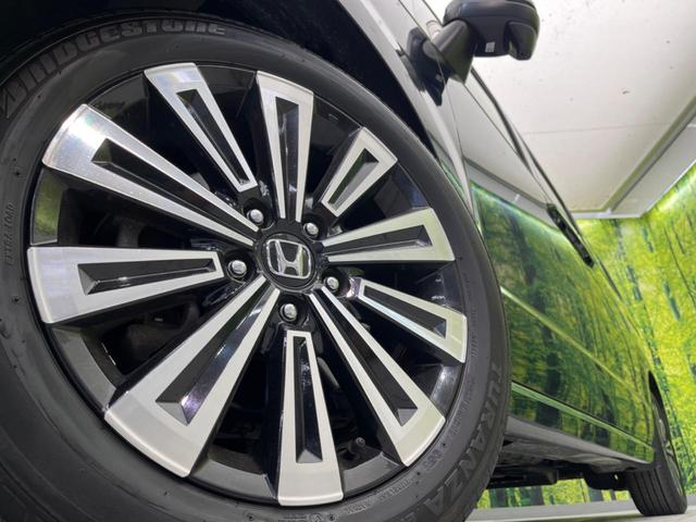 �y�����P�V�C���`�A���~�z�C�[���z�O�ςɃ}�b�`���������A���~�z�C�[���𑕒����Ă���܂��B�e��ЊO�A���~�z�C�[����A�X�^�b�h���X�^�C�����戵�����Ă���܂��B���񂲑��k����������