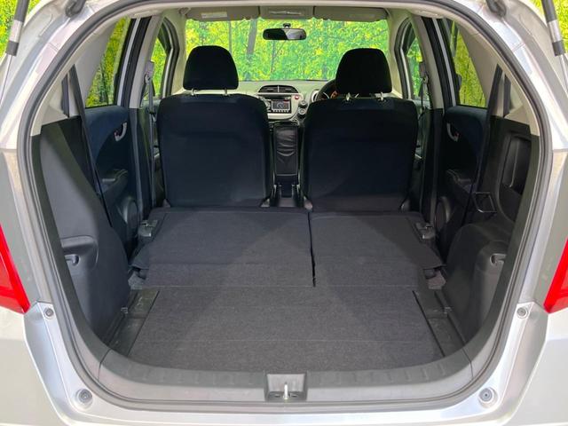 �Z�J���h�V�[�g��|���ƁA�傫�ȉו��̐ύڂ��\�ł���