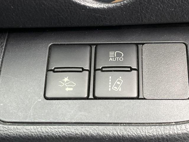 �y�g���^�Z�[�t�e�B�Z���X�z���s���ɑO���̎ԗ�����F�����A�Փ˂������Ȏ��͌x��ƃu���[�L�ŏՓˉ���Ɣ�Q�y�����A�V�X�g�B�����S�Ƀh���C�u�����y���݂��������܂��B