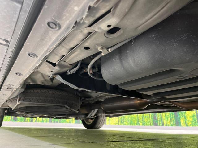 ノア Ｓｉ　両側電動スライドドア　ナビ　禁煙車　ＥＴＣ　Ｂｌｕｅｔｏｏｔｈ　フルセグ　ＨＩＤヘッド　パドルシフト　スマートキー　純正１６インチＡＷ　オートライト　電動格納ミラー　ＣＤ／ＤＶＤ再生（30枚目）