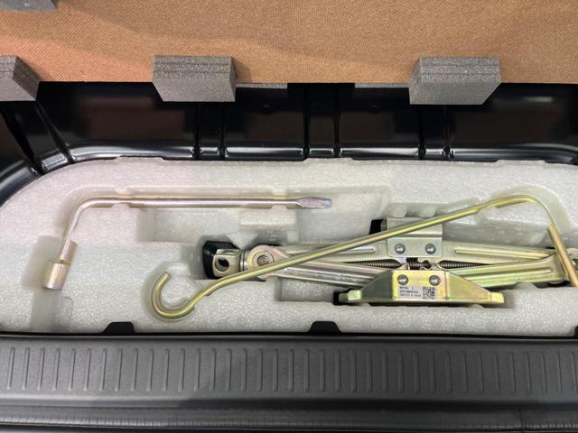 ジムニーノマド ＦＣ　登録済未使用車　４ＷＤ　レーダークルーズ　シートヒーター　コーナーセンサー　ＬＥＤヘッド　車線逸脱警報　スマートキー　オートライト　オートエアコン　革巻きステアリング　ステアリングスイッチ（25枚目）