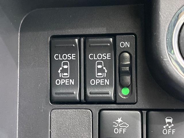 ルーミー カスタムＧ　エアロ　両側電動スライドドア　純正ナビ　バックカメラ　衝突軽減装置　禁煙車　ドラレコ　コーナーセンサー　レーンキープ　スマートキー　ＬＥＤヘッド　クルコン　オートマチックハイビーム（3枚目）
