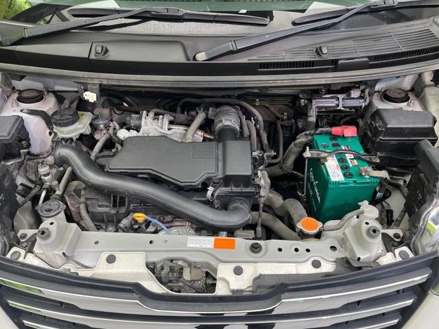 ルーミー カスタムＧ　エアロ　両側電動スライドドア　純正ナビ　バックカメラ　衝突軽減装置　禁煙車　ドラレコ　コーナーセンサー　レーンキープ　スマートキー　ＬＥＤヘッド　クルコン　オートマチックハイビーム（18枚目）