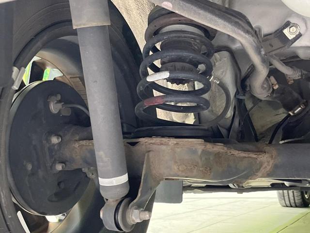 ルーミー カスタムＧ　エアロ　両側電動スライドドア　純正ナビ　バックカメラ　衝突軽減装置　禁煙車　ドラレコ　コーナーセンサー　レーンキープ　スマートキー　ＬＥＤヘッド　クルコン　オートマチックハイビーム（29枚目）