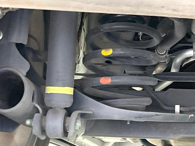 セレナ ハイウェイスターＶ　後席モニタ　両側電動スライドドア　衝突軽減装置　禁煙車　１１インチＳＤナビ　全周囲カメラ　ＥＴＣ　Ｂｌｕｅｔｏｏｔｈ　フルセグ　ドライブレコーダー　スマートキー　シートヒーター　ＬＥＤヘッドライト（20枚目）