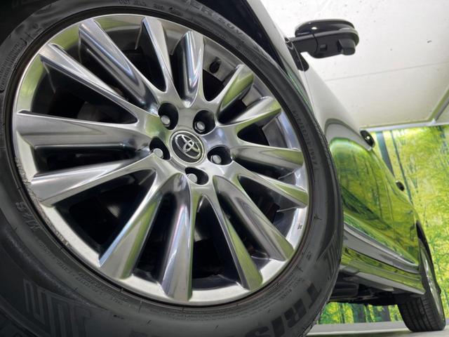 �y�����P�W�C���`�A���~�z�C�[���z�O�ςɃ}�b�`���������A���~�z�C�[���𑕒����Ă���܂��B�e��ЊO�A���~�z�C�[����A�X�^�b�h���X�^�C�����戵�����Ă���܂��B���񂲑��k����������