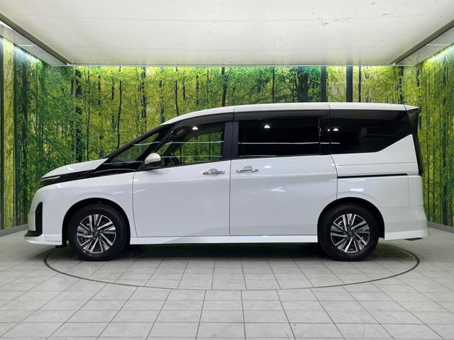 セレナ ｅ－パワー　ハイウェイスターＶ　フリップダウンモニター　メーカー１２．３インチナビ　全周囲カメラ　両側電動スライド　衝突軽減装置　ＥＴＣ　Ｂｌｕｅｔｏｏｔｈ　フルセグ　シートヒーター　ドライブレコーダー　ハンドルヒーター（28枚目）