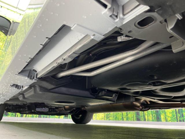 セレナ ｅ－パワー　ハイウェイスターＶ　フリップダウンモニター　メーカー１２．３インチナビ　全周囲カメラ　両側電動スライド　衝突軽減装置　ＥＴＣ　Ｂｌｕｅｔｏｏｔｈ　フルセグ　シートヒーター　ドライブレコーダー　ハンドルヒーター（31枚目）