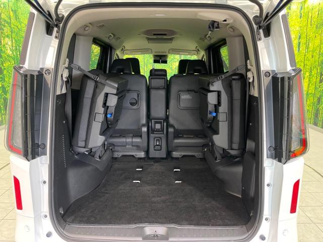 セレナ ｅ－パワー　ハイウェイスターＶ　フリップダウンモニター　メーカー１２．３インチナビ　全周囲カメラ　両側電動スライド　衝突軽減装置　ＥＴＣ　Ｂｌｕｅｔｏｏｔｈ　フルセグ　シートヒーター　ドライブレコーダー　ハンドルヒーター（43枚目）