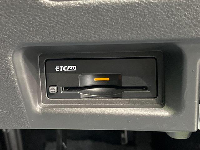 セレナ ｅ－パワー　ハイウェイスターＶ　フリップダウンモニター　メーカー１２．３インチナビ　全周囲カメラ　両側電動スライド　衝突軽減装置　ＥＴＣ　Ｂｌｕｅｔｏｏｔｈ　フルセグ　シートヒーター　ドライブレコーダー　ハンドルヒーター（46枚目）