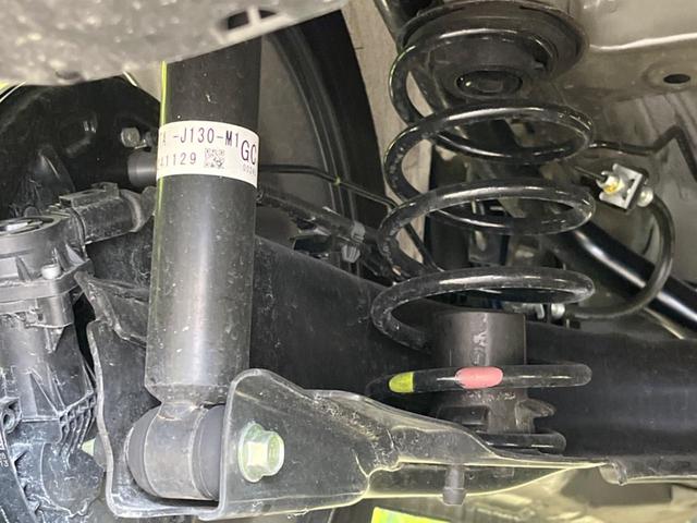 Ｎ－ＢＯＸカスタム ベースグレード　純正９インチナビ　電動スライド　衝突軽減装置　禁煙車　バックカメラ　レーダークルーズコントロール　禁煙車　シートヒーター　ＥＴＣ　Ｂｌｕｅｔｏｏｔｈ　フルセグ　スマートキー　オートマチックハイビーム（20枚目）