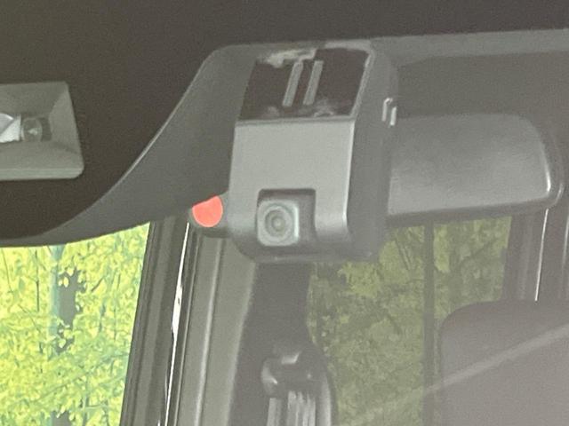 Ｎ－ＢＯＸカスタム ベースグレード　純正９インチナビ　電動スライド　衝突軽減装置　禁煙車　バックカメラ　レーダークルーズコントロール　禁煙車　シートヒーター　ＥＴＣ　Ｂｌｕｅｔｏｏｔｈ　フルセグ　スマートキー　オートマチックハイビーム（31枚目）