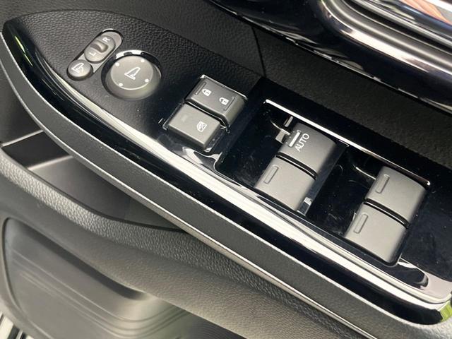 Ｎ－ＢＯＸカスタム Ｌ　純正９インチナビ　両側電動スライド　衝突軽減装置　禁煙車　ＥＴＣ　Ｂｌｕｅｔｏｏｔｈ　フルセグ　レーダークルーズコントロール　バックカメラ　シートヒーター　シーケンシャルターンランプ　コーナーセンサー（20枚目）