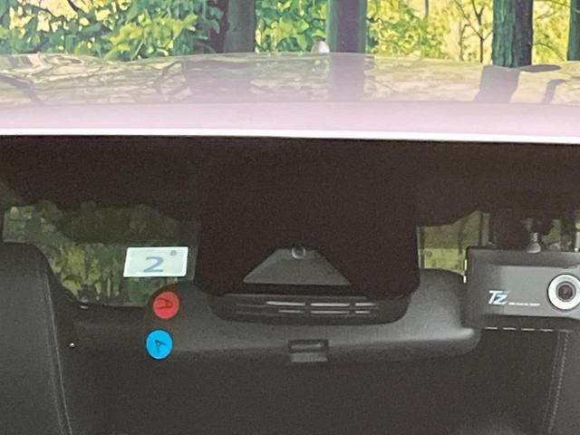 ヤリスクロス ハイブリッドＺ　衝突軽減装置　禁煙車　純正ディスプレイオーディオ　全周囲カメラ　レーダークルーズ　ＥＴＣ　Ｂｌｕｅｔｏｏｔｈ　フルセグ　ドライブレコーダー　シートヒーター　パワーシート　ハーフレザーシート（3枚目）