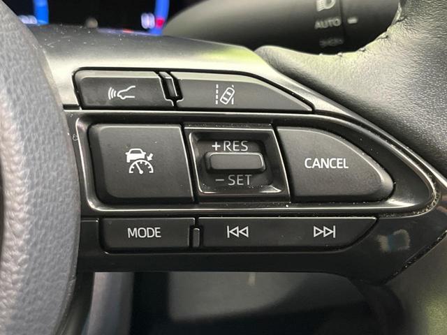 ヤリスクロス ハイブリッドＺ　衝突軽減装置　禁煙車　純正ディスプレイオーディオ　全周囲カメラ　レーダークルーズ　ＥＴＣ　Ｂｌｕｅｔｏｏｔｈ　フルセグ　ドライブレコーダー　シートヒーター　パワーシート　ハーフレザーシート（7枚目）