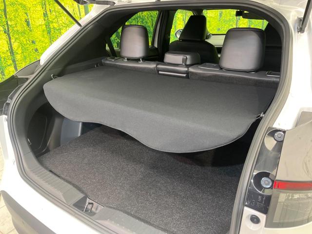 ヤリスクロス ハイブリッドＺ　衝突軽減装置　禁煙車　純正ディスプレイオーディオ　全周囲カメラ　レーダークルーズ　ＥＴＣ　Ｂｌｕｅｔｏｏｔｈ　フルセグ　ドライブレコーダー　シートヒーター　パワーシート　ハーフレザーシート（24枚目）