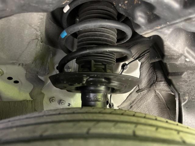 ヤリスクロス ハイブリッドＺ　衝突軽減装置　禁煙車　純正ディスプレイオーディオ　全周囲カメラ　レーダークルーズ　ＥＴＣ　Ｂｌｕｅｔｏｏｔｈ　フルセグ　ドライブレコーダー　シートヒーター　パワーシート　ハーフレザーシート（34枚目）