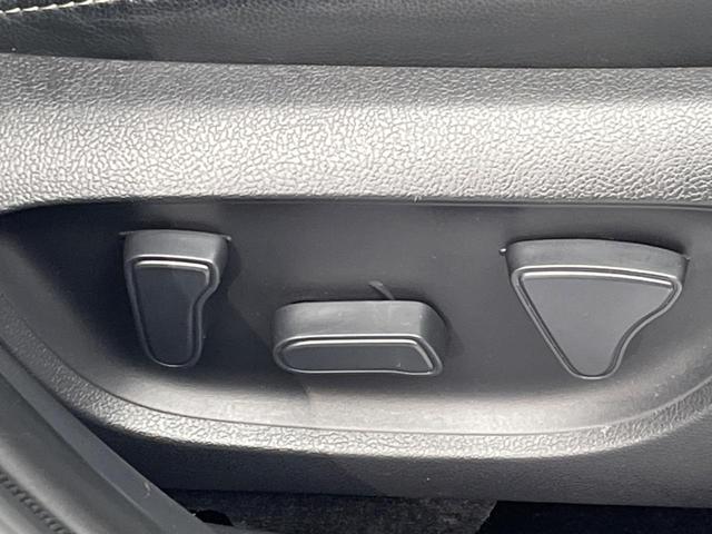 ヤリスクロス ハイブリッドＺ　衝突軽減装置　禁煙車　純正ディスプレイオーディオ　全周囲カメラ　レーダークルーズ　ＥＴＣ　Ｂｌｕｅｔｏｏｔｈ　フルセグ　ドライブレコーダー　シートヒーター　パワーシート　ハーフレザーシート（39枚目）