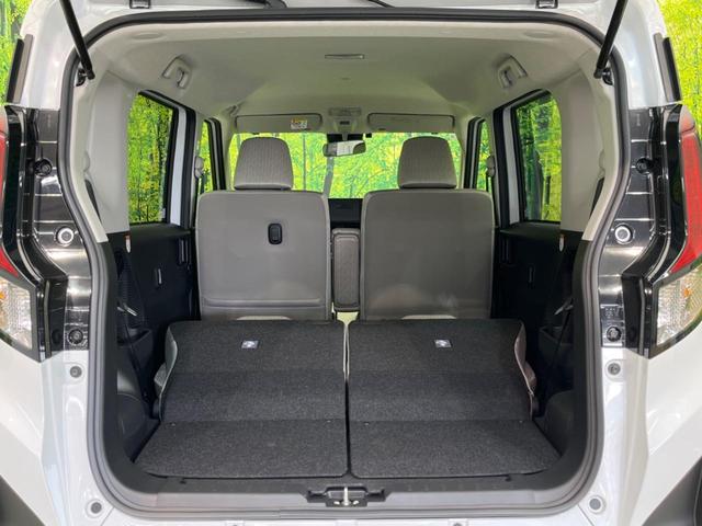 ���i�̂���������ʋ΁A���}���ɏ\���ȉ׎��X�y�[�X���m�ۂ��Ă���܂��B�Z�J���h�V�[�g��|���ƁA�傫�ȉו��̐ύڂ��\�ł���