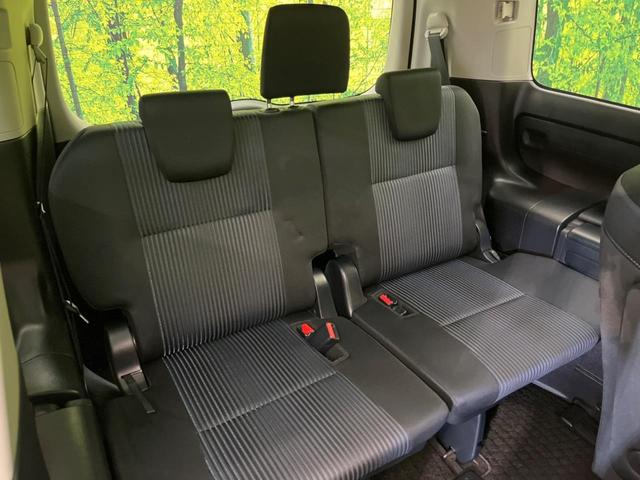 ヴォクシー ZS 煌 両側電動ドア 純正SDナビ 後席モニター バックカメラ 禁煙車 スマートキー LEDヘッドライト ビルトインETC 純正16インチアルミホイール オートライト オートエアコン(10枚目)