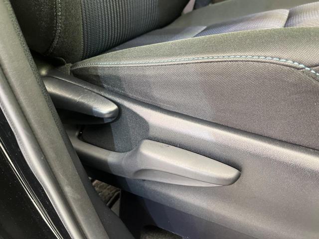 ヴォクシー ZS 煌 両側電動ドア 純正SDナビ 後席モニター バックカメラ 禁煙車 スマートキー LEDヘッドライト ビルトインETC 純正16インチアルミホイール オートライト オートエアコン(37枚目)