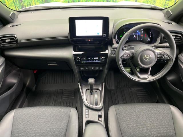 ヤリスクロス ハイブリッドＺ　ディスプレイオーディオ　バックカメラ　衝突軽減　レーダークルーズ　ハーフレザーシート　シートヒーター　コーナーセンサー　スマートキー　ＬＥＤヘッド　ＥＴＣ　オートマチックハイビーム　オートライト（2枚目）