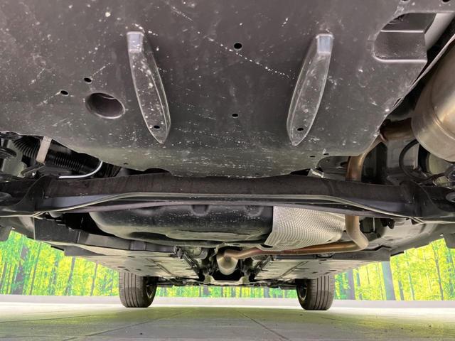 ヤリスクロス ハイブリッドＺ　ディスプレイオーディオ　バックカメラ　衝突軽減　レーダークルーズ　ハーフレザーシート　シートヒーター　コーナーセンサー　スマートキー　ＬＥＤヘッド　ＥＴＣ　オートマチックハイビーム　オートライト（19枚目）