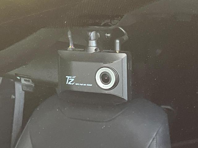 ヤリスクロス ハイブリッドＺ　ディスプレイオーディオ　バックカメラ　衝突軽減　レーダークルーズ　ハーフレザーシート　シートヒーター　コーナーセンサー　スマートキー　ＬＥＤヘッド　ＥＴＣ　オートマチックハイビーム　オートライト（22枚目）