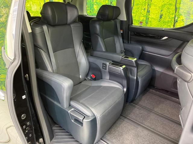 アルファード 2.5S Cパッケージ サンルーフ メーカー10インチナビ フリップダウンモニター 衝突軽減装置 禁煙車 全周囲カメラ ブラインドスポットモニター デジタルインナーミラー ETC Bluetooth フルセグ シートヒーター(9枚目)