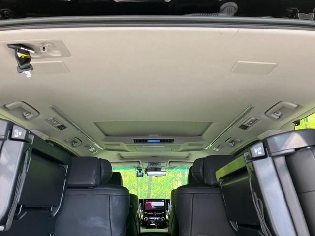 アルファード 2.5S Cパッケージ サンルーフ メーカー10インチナビ フリップダウンモニター 衝突軽減装置 禁煙車 全周囲カメラ ブラインドスポットモニター デジタルインナーミラー ETC Bluetooth フルセグ シートヒーター(35枚目)