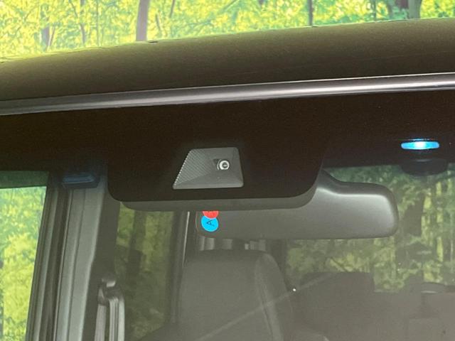 N-BOXカスタム L 両側電動ドア SDナビ バックカメラ 衝突被害軽減システム レーダークルーズ 禁煙車 コーナーセンサー スマートキー LEDヘッド ETC 純正14インチアルミ 車線逸脱警報 オートライト(3枚目)