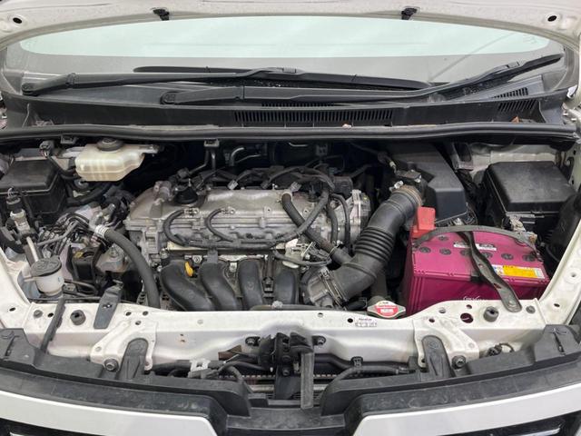 ヴォクシー ZS 煌 後席モニター 純正SDナビ バックカメラ 衝突被害軽減システム 禁煙車 ドラレコ スマートキー LEDヘッド ビルトインETC 純正16インチアルミ オートハイビーム 車線逸脱警報(19枚目)