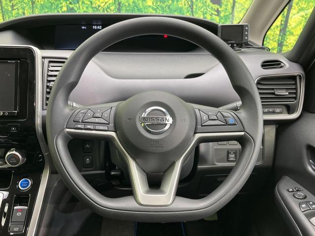 �y�X�e�A�����O�X�C�b�`�z�^�]���A�O������ڐ������炷���ƂȂ��A�I�[�f�B�I���̑��삪�\�ȕ֗��@�\�I���S�����K�ȃh���C�u�����o���Ă���܂���