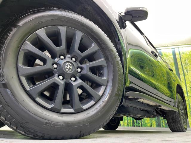 �y�����P�W�C���`�A���~�z�C�[���z�O�ςɃ}�b�`���������A���~�z�C�[���𑕒����Ă���܂��B�e��ЊO�A���~�z�C�[����A�X�^�b�h���X�^�C�����戵�����Ă���܂��B���񂲑��k����������